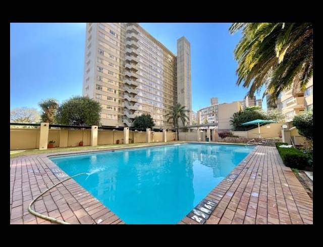 2 BEDROOM APARTMENT FOR SALE IN PARKTOWN